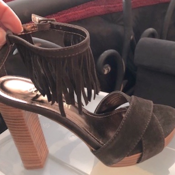 BROWN SUEDE ANKLE STRAP SANDALS - Picture 6 of 10